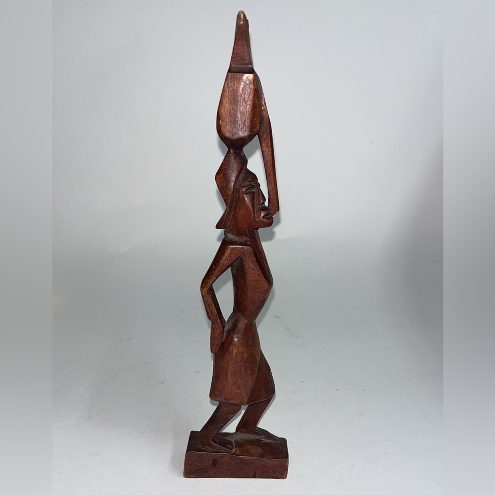 VTG 1977 African Wooden Sculpture of Woman Carrying Basket on Head Signed‎ 11”T